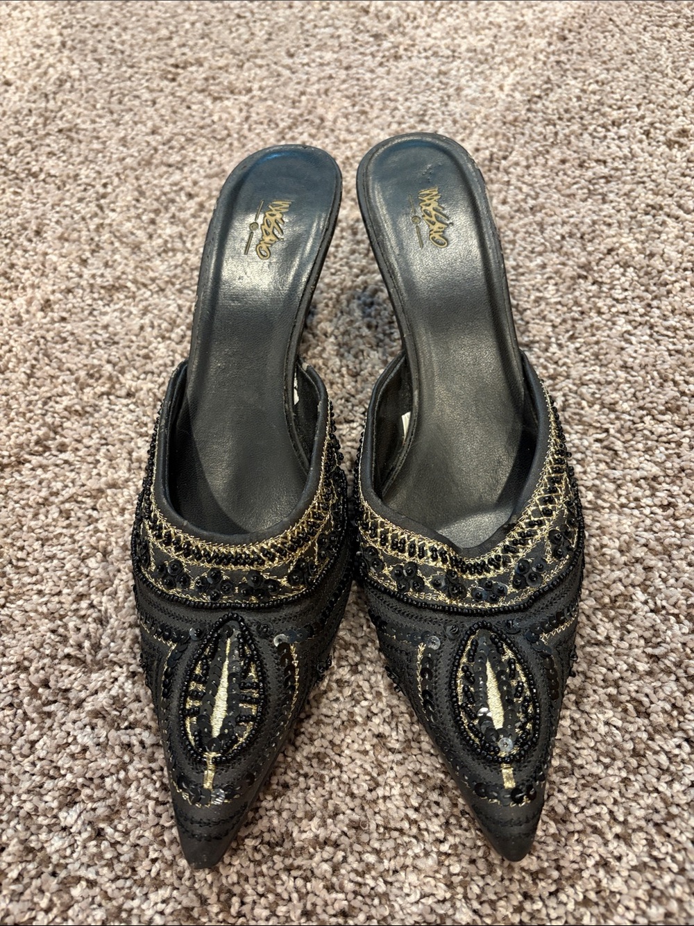 Mossimo Black Beaded Pointed-Toe Kitten Heel Mule Size 9.5